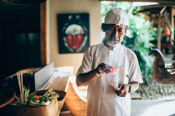 TRADITIONAL BALINESE HEALING - Mudara Spa
